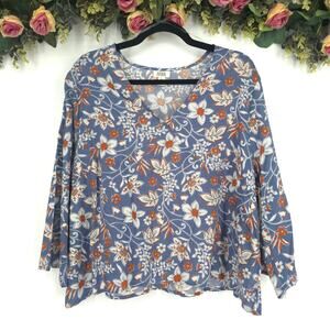 a.n.a. A New Approach Floral Print V-neck Top Size 1X NWT
